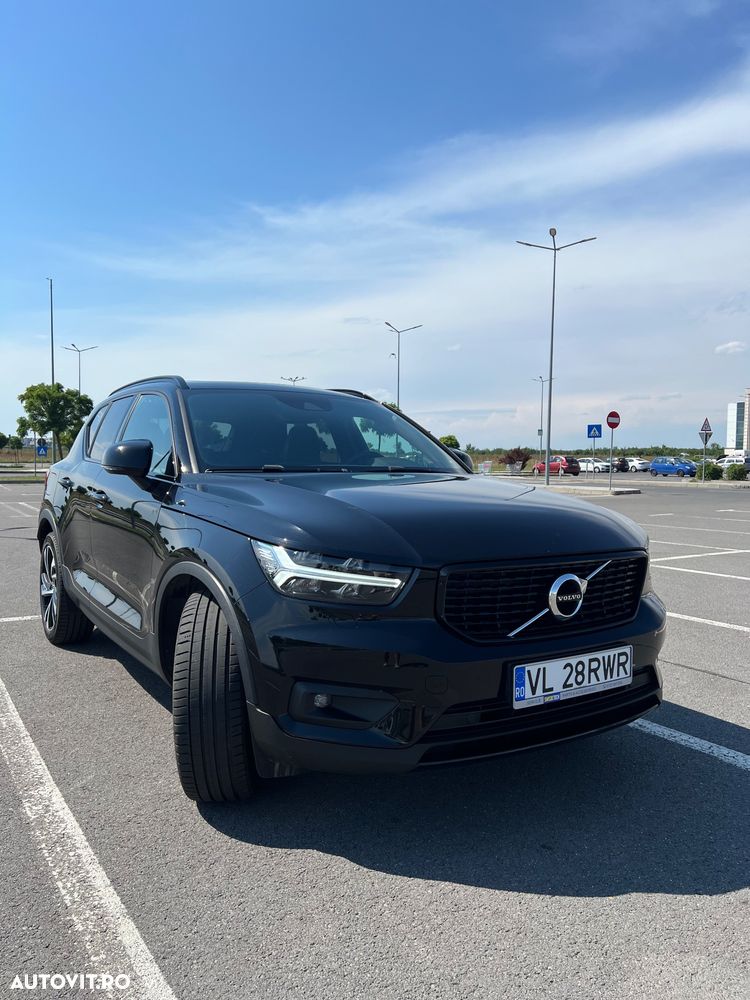 Volvo XC 40 T5 AWD Geartronic R-Design - 1