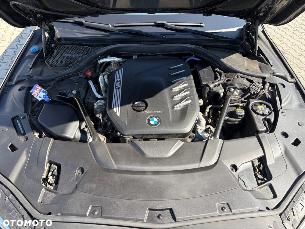 BMW Seria 7 740d xDrive mHEV sport - 29