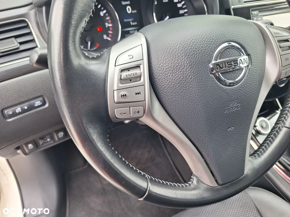 Nissan Pulsar 1.2 DIG-T Tekna - 23