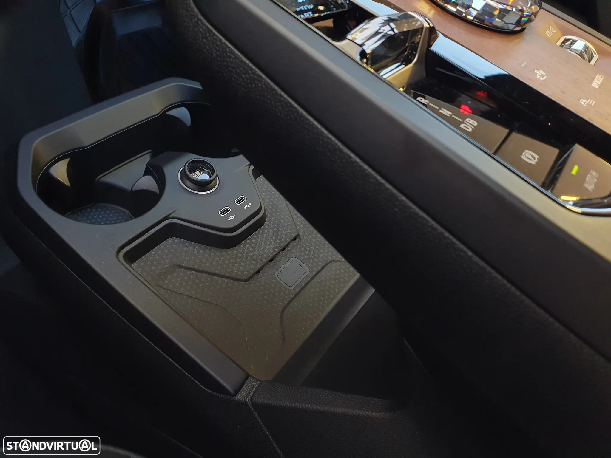 BMW iX xDrive 40 Pack Desportivo - 11