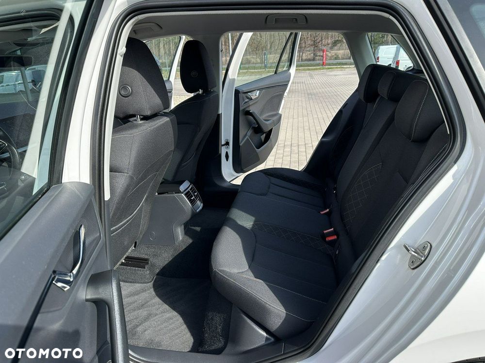 Skoda Kamiq 1.6 TDI DSG Ambition - 13