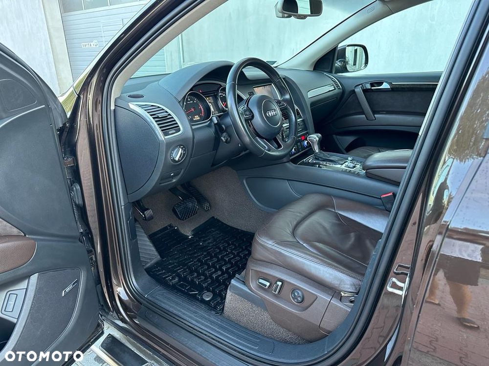 Audi Q7 3.0 TDI DPF Quattro Tiptronic - 12