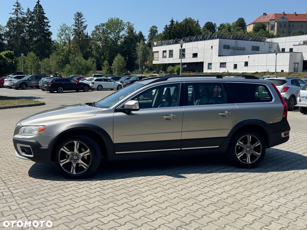 Volvo XC 70 D5 AWD Dynamic Summum - 10