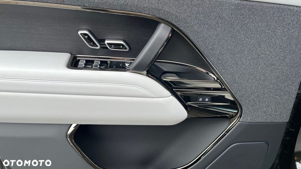 Land Rover Range Rover Sport - 17