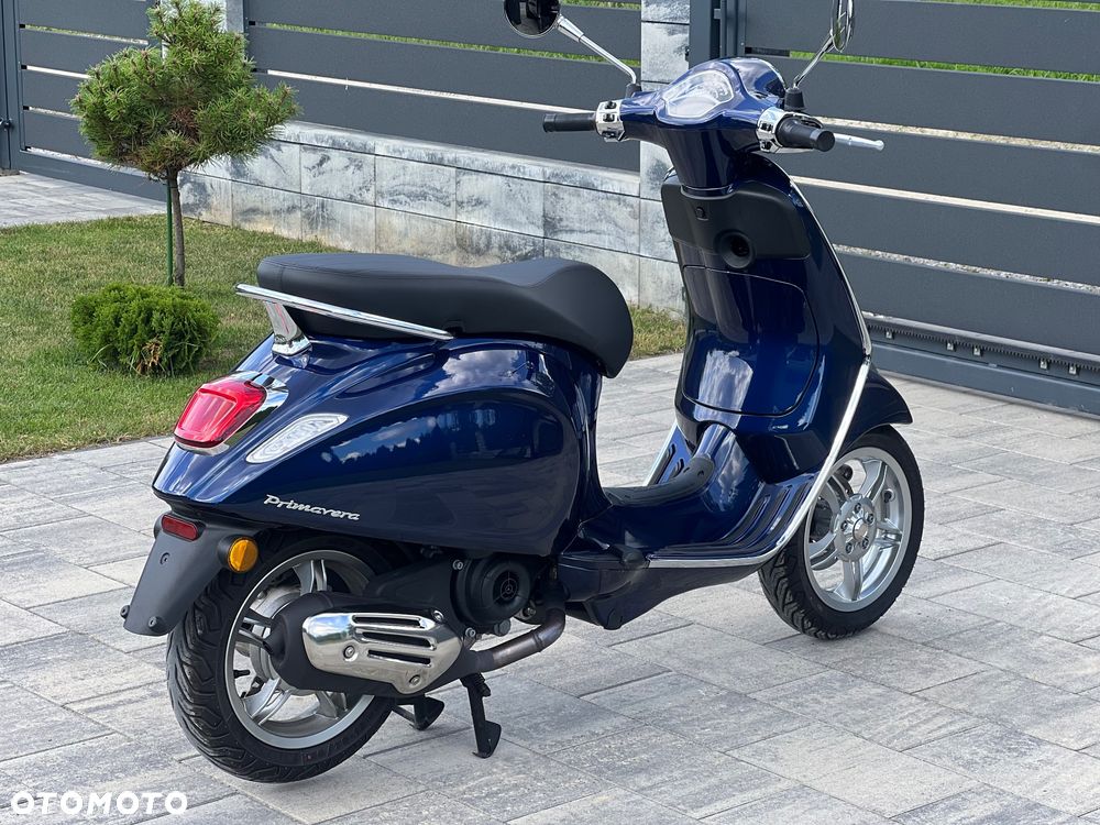 Piaggio Vespa - 10