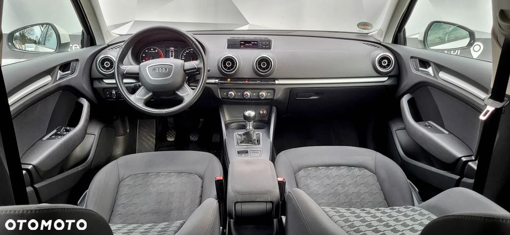 Audi A3 Sportback 1.4 TFSI Ambition - 8