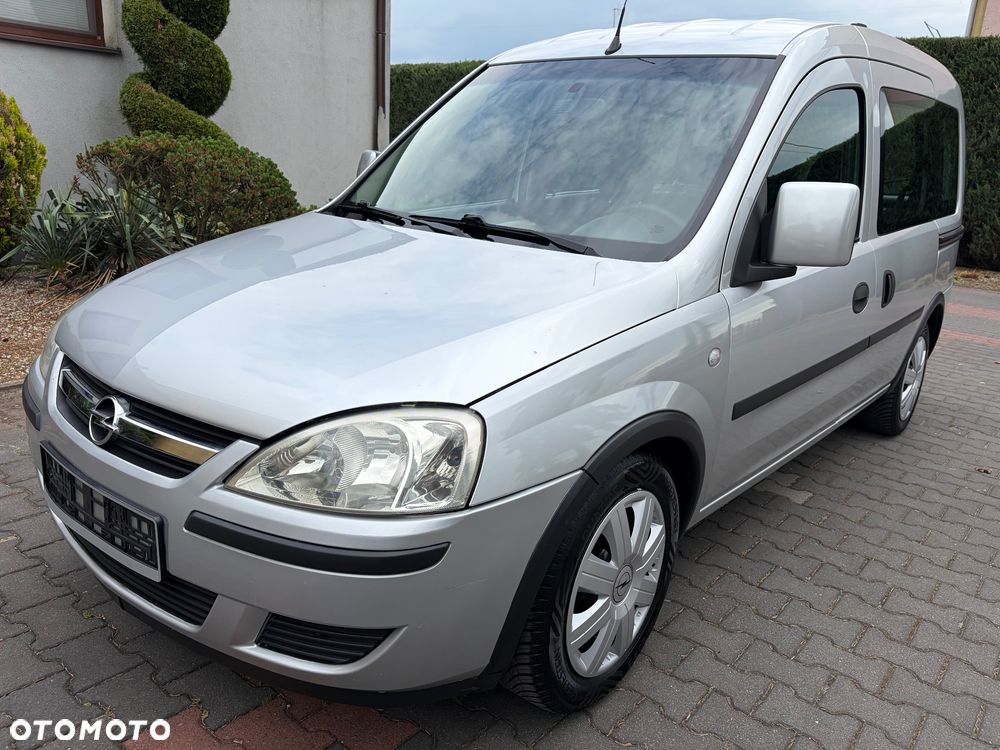 Opel Combo Tour Color Edition - 1