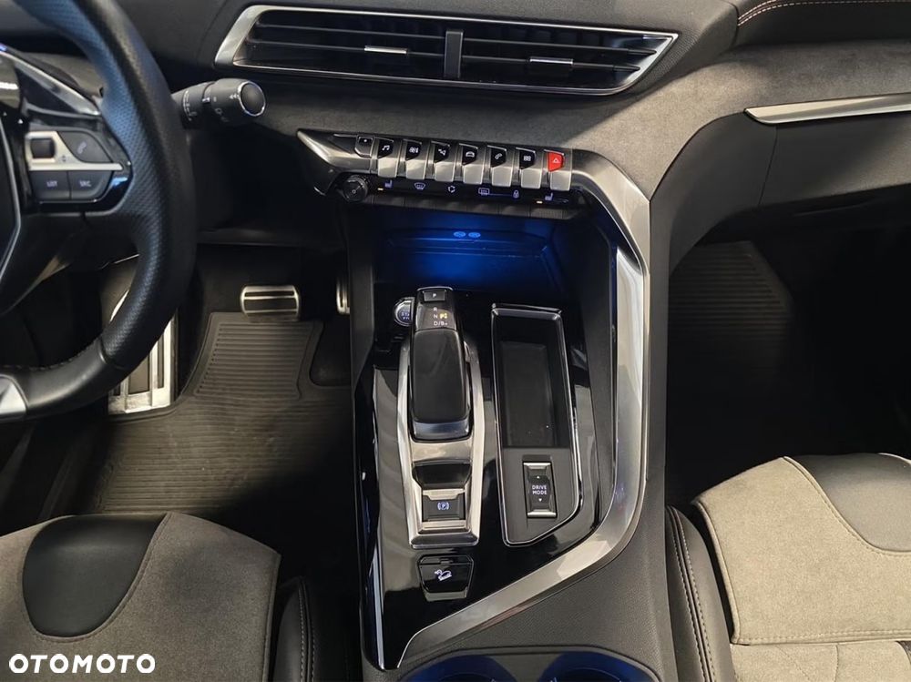 Peugeot 3008 - 17