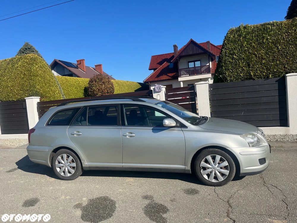 Toyota Avensis 2.0 D-4D Combi - 6