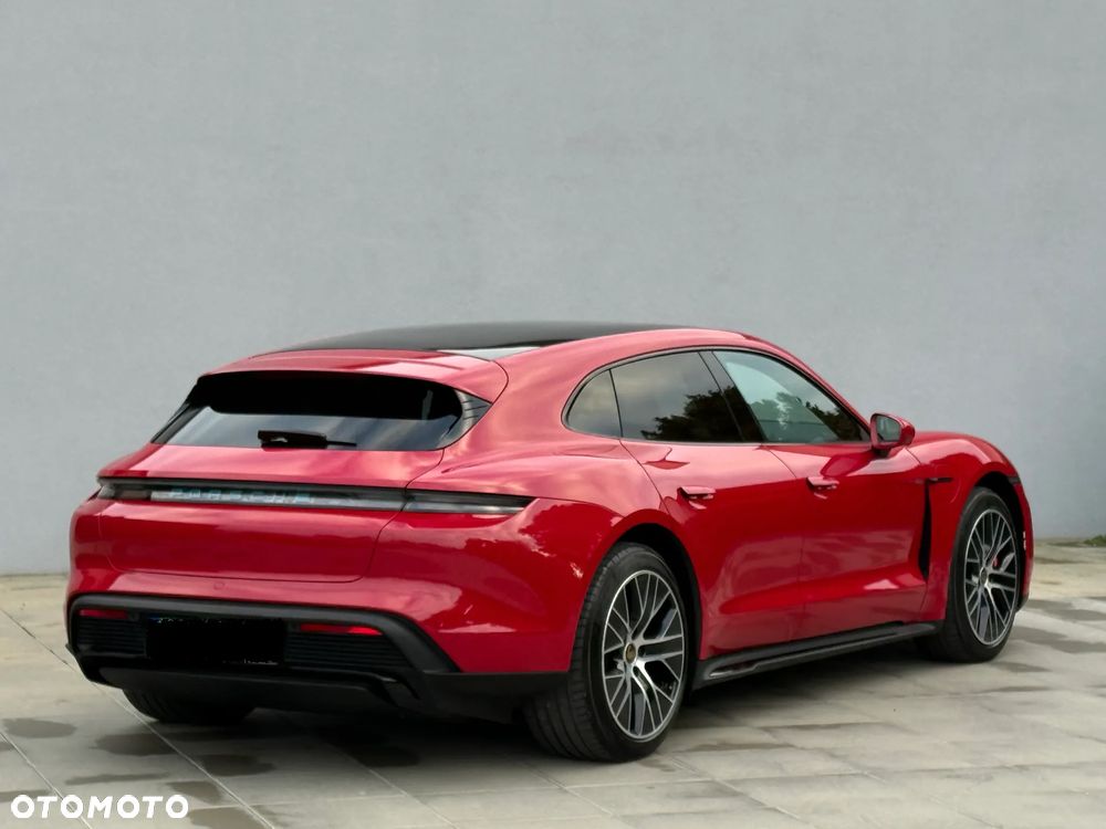 Porsche Taycan 2022