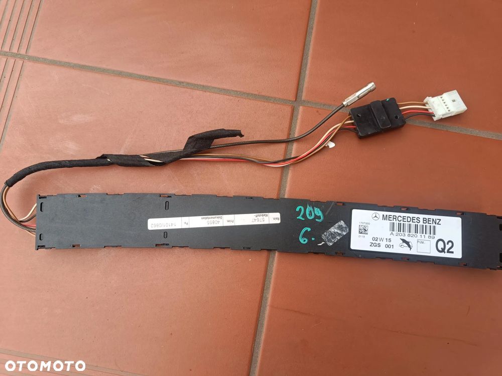 MERCEDES W203 W209 CLK WZMACNIACZ ANTENOWY ANTENY A2038201189 - 1