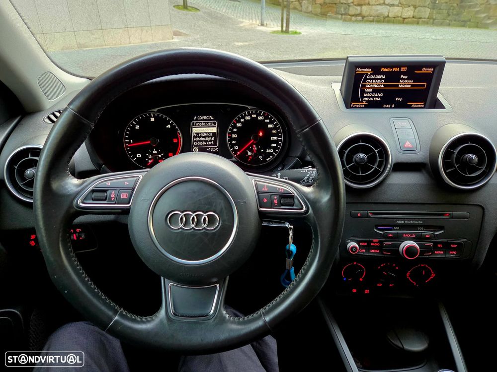Audi A1 Sportback 1.6 TDI Business Line - 6