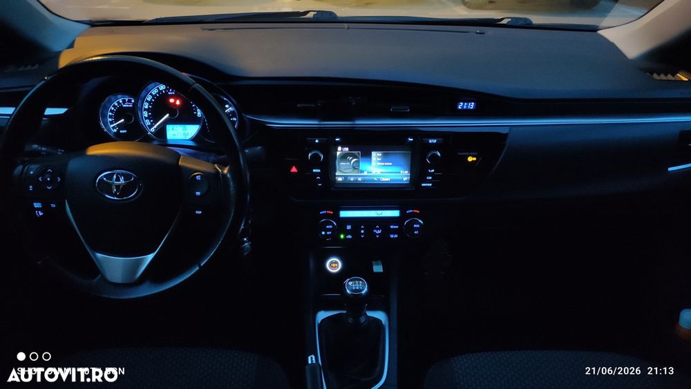 Toyota Corolla - 19