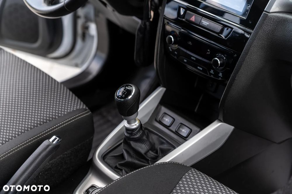 Suzuki Vitara 1.6 DDiS (4x4) Allgrip Comfort+ - 25