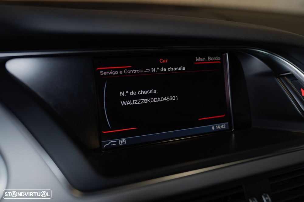 Audi A4 2.0 TDI Advance - 30