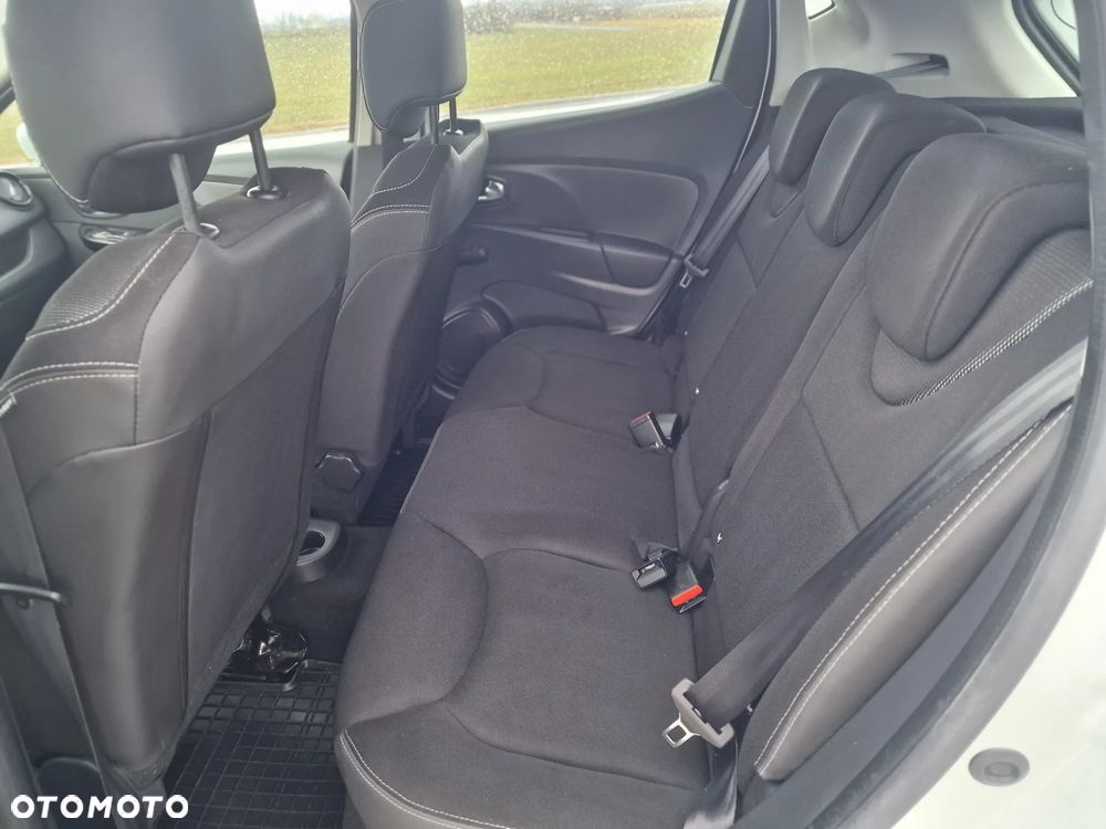 Renault Clio 1.2 16V 75 Limited - 21