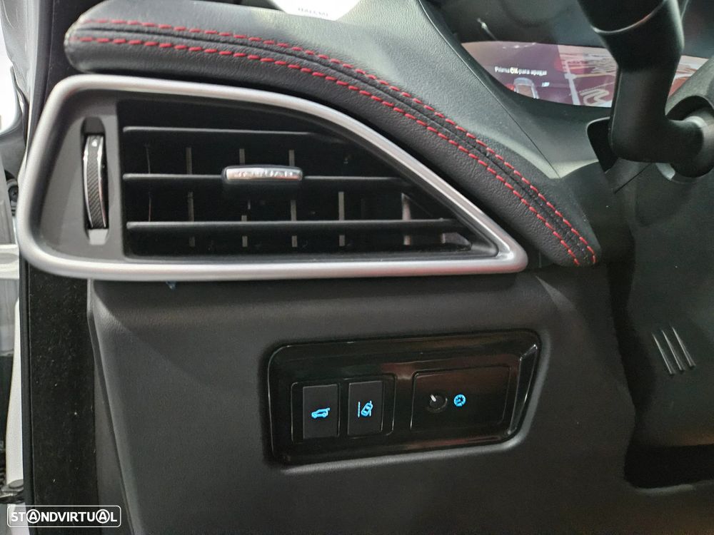 Jaguar F-Pace 2.0 i4D R-Sport - 31