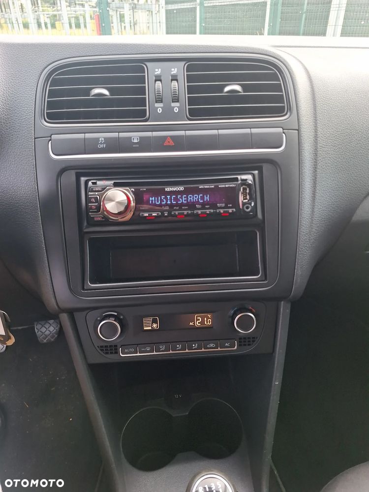 Volkswagen Polo - 11