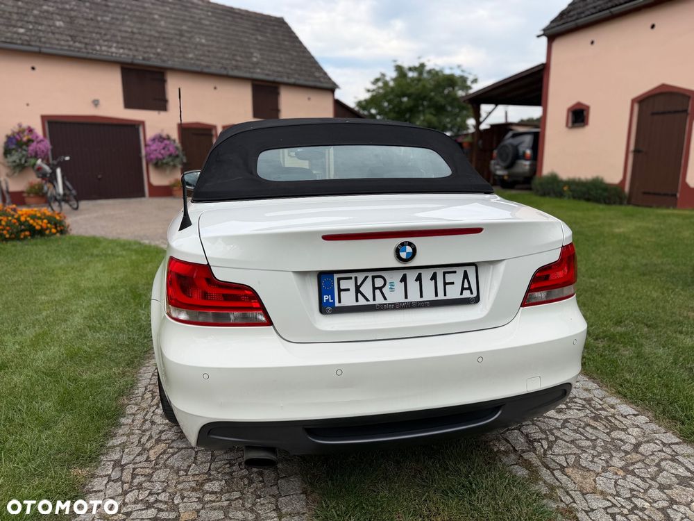 BMW Seria 1 118i Limited Edition Lifestyle mit M Sportpaket - 24