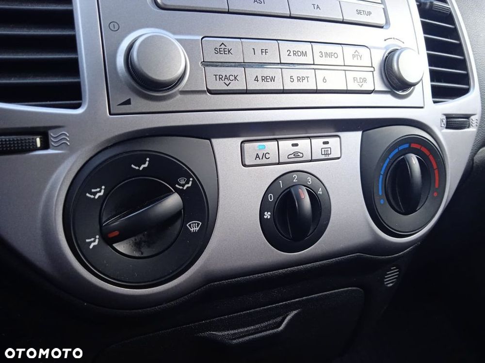 Hyundai i20 1.2 Classic + - 18