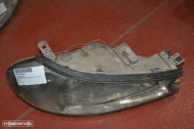 FAROL DIREITO FORD MONDEO BERLINA GD - 1