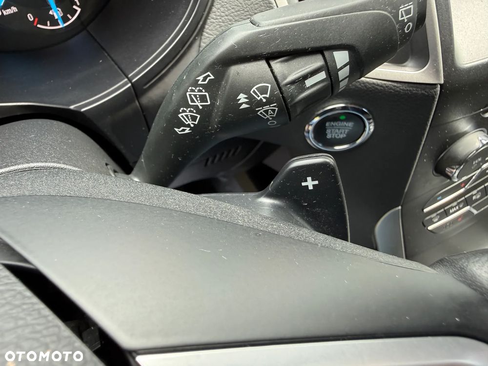 Ford S-Max - 38