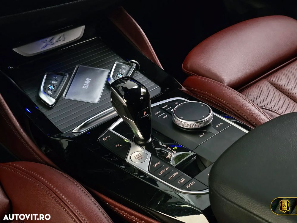 BMW X4 xDrive20d AT MHEV - 32