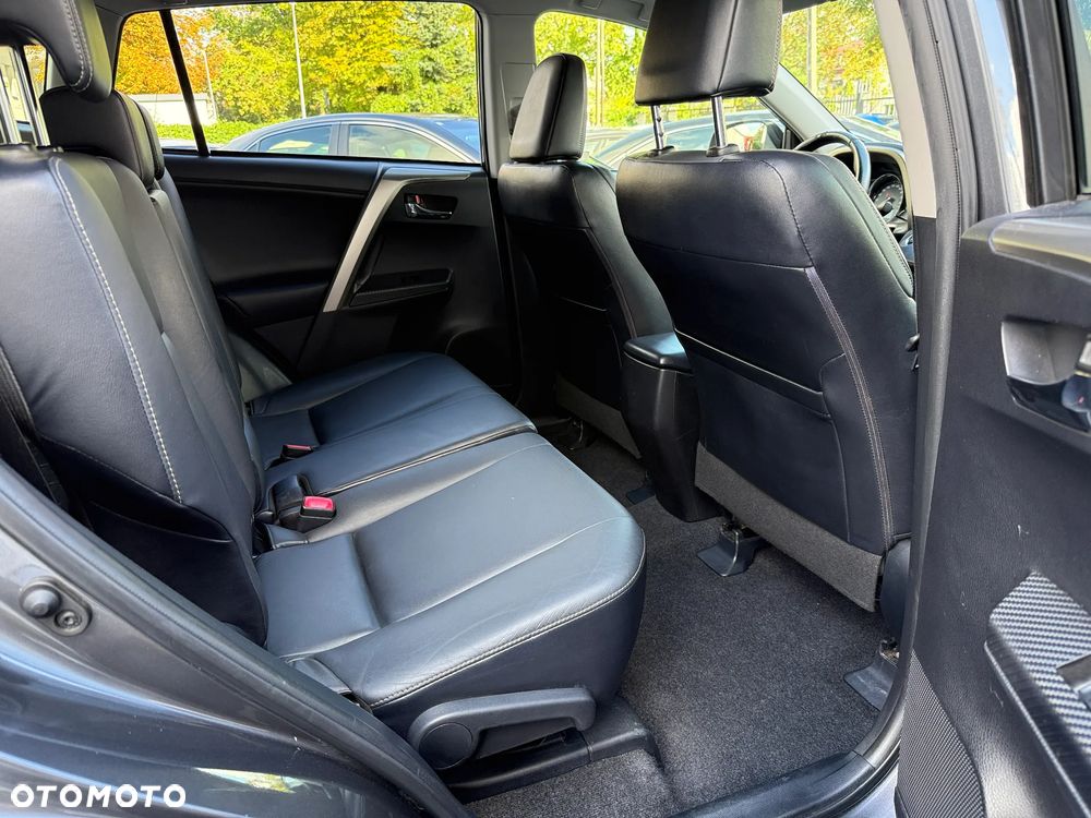 Toyota RAV4 2.0 Prestige - 18