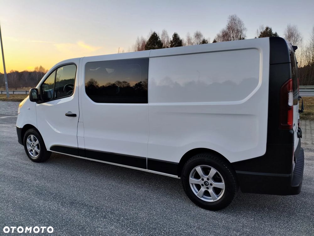 Renault Trafic 2.0 dCi - 12