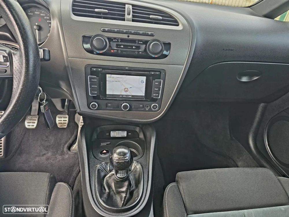 SEAT Leon 2.0 T FSI Cupra R - 22