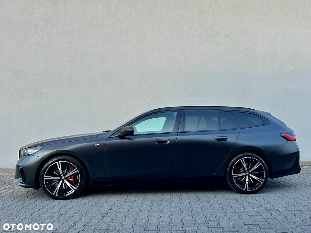 BMW Seria 5 540d xDrive mHEV M Sport Edition - 16