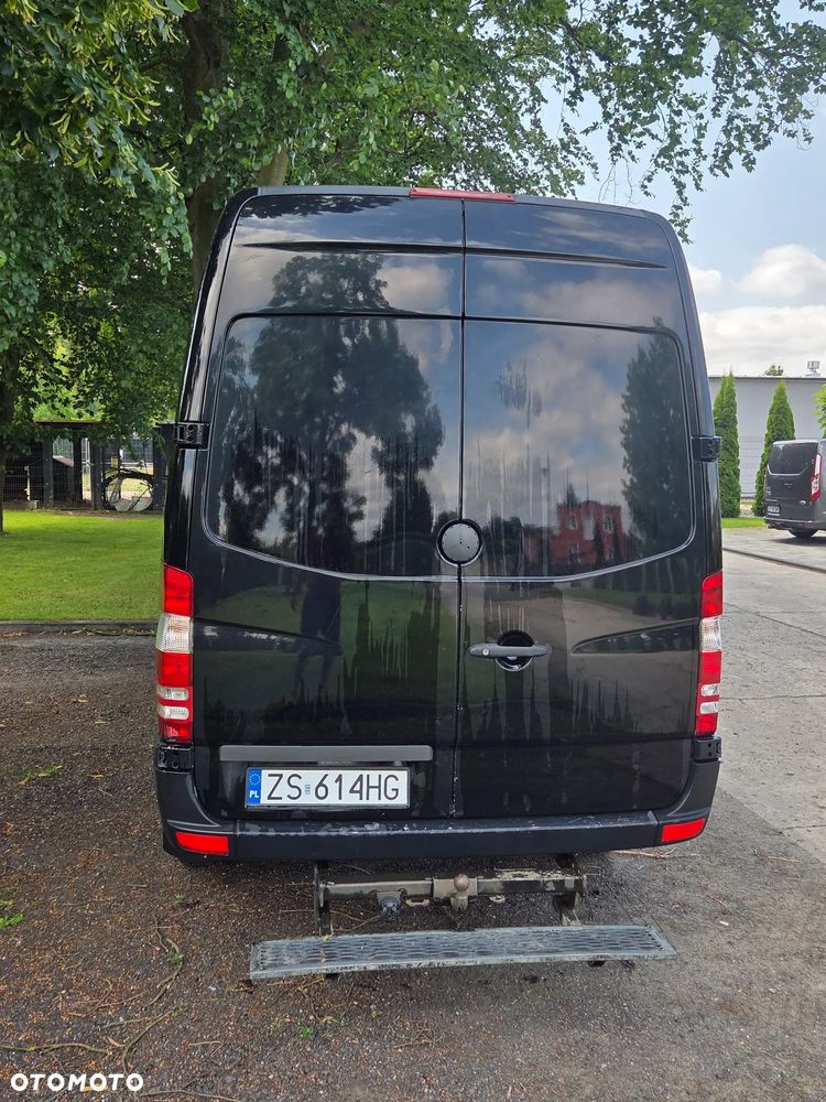 Mercedes-Benz Sprinter - 5