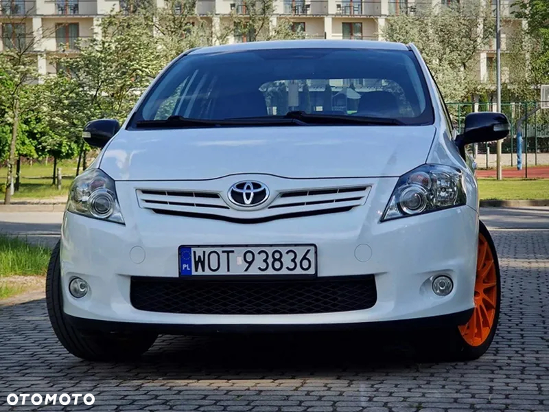 Toyota Auris 1.6 Edition - 2