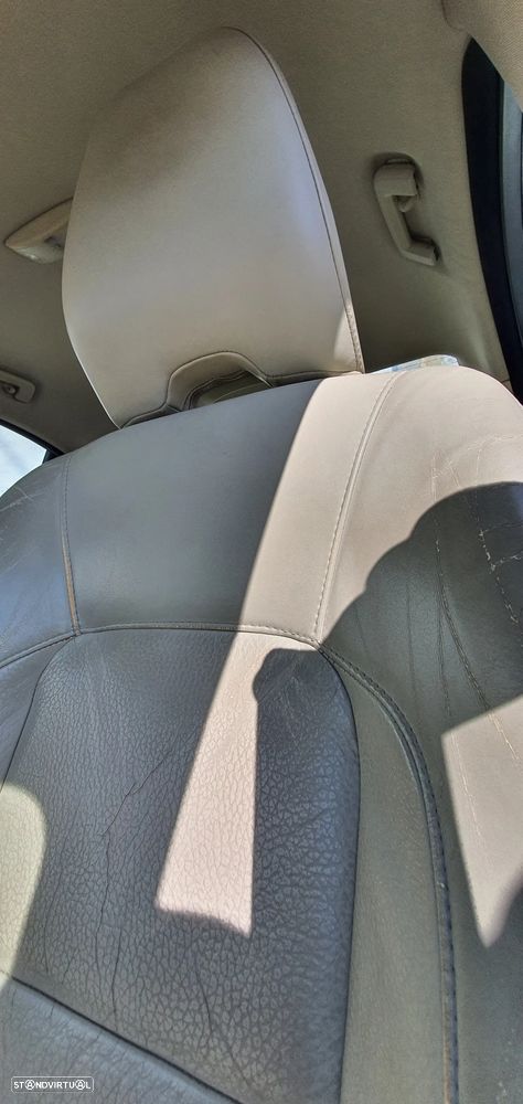 Volvo S80 2.4 D5 Summum Geartronic - 19
