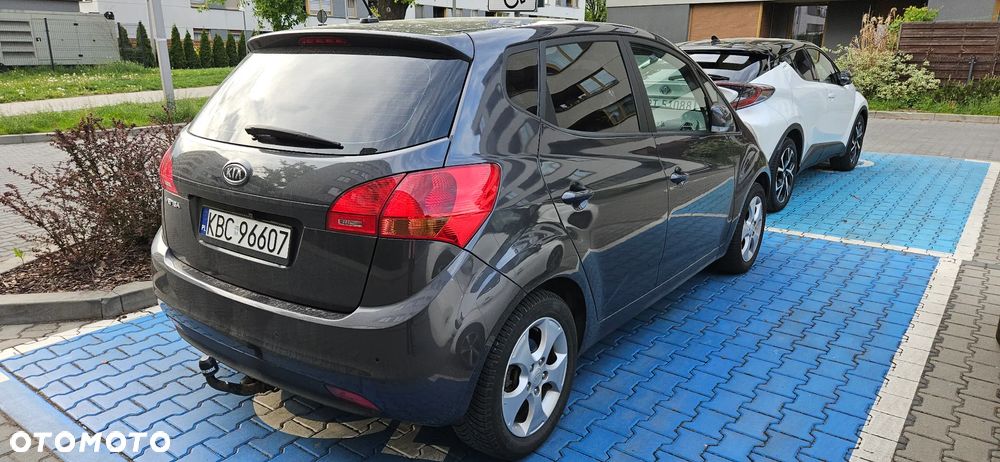 Kia Venga 1.6 L - 3