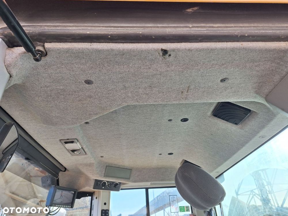 Volvo L 120 H 4X4 - 21