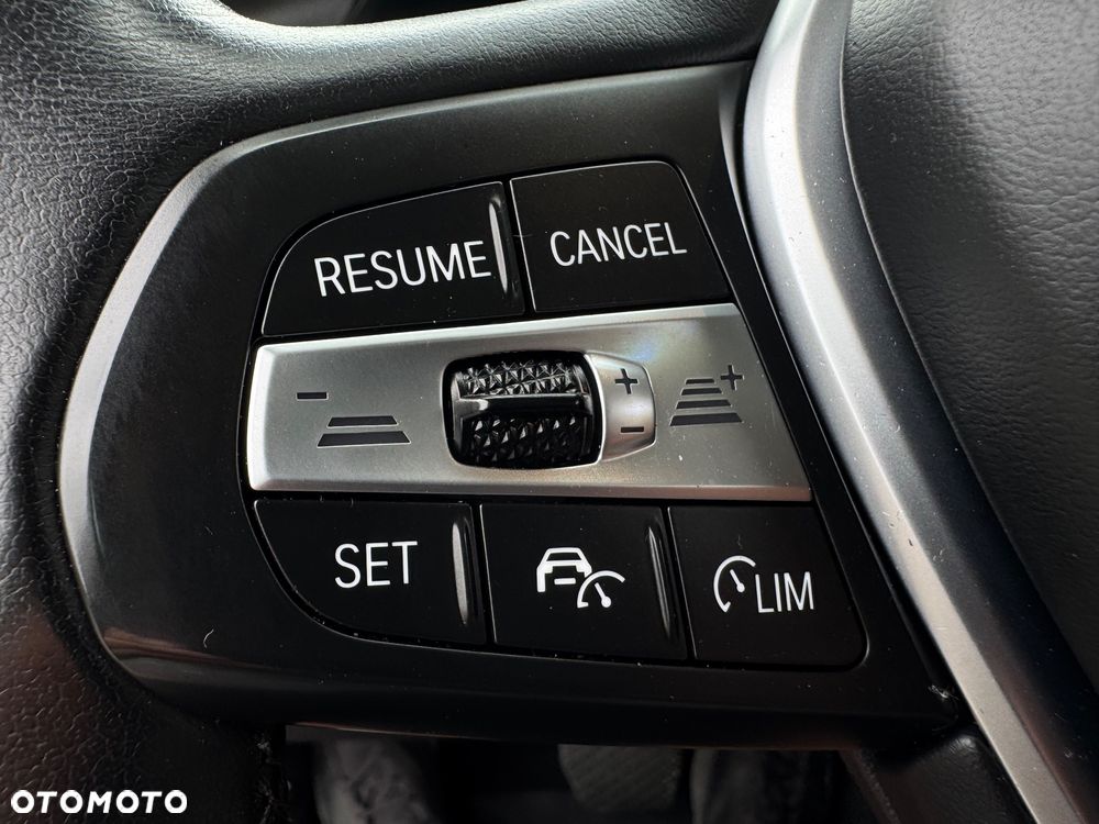 BMW X5 xDrive25d xLine - 29
