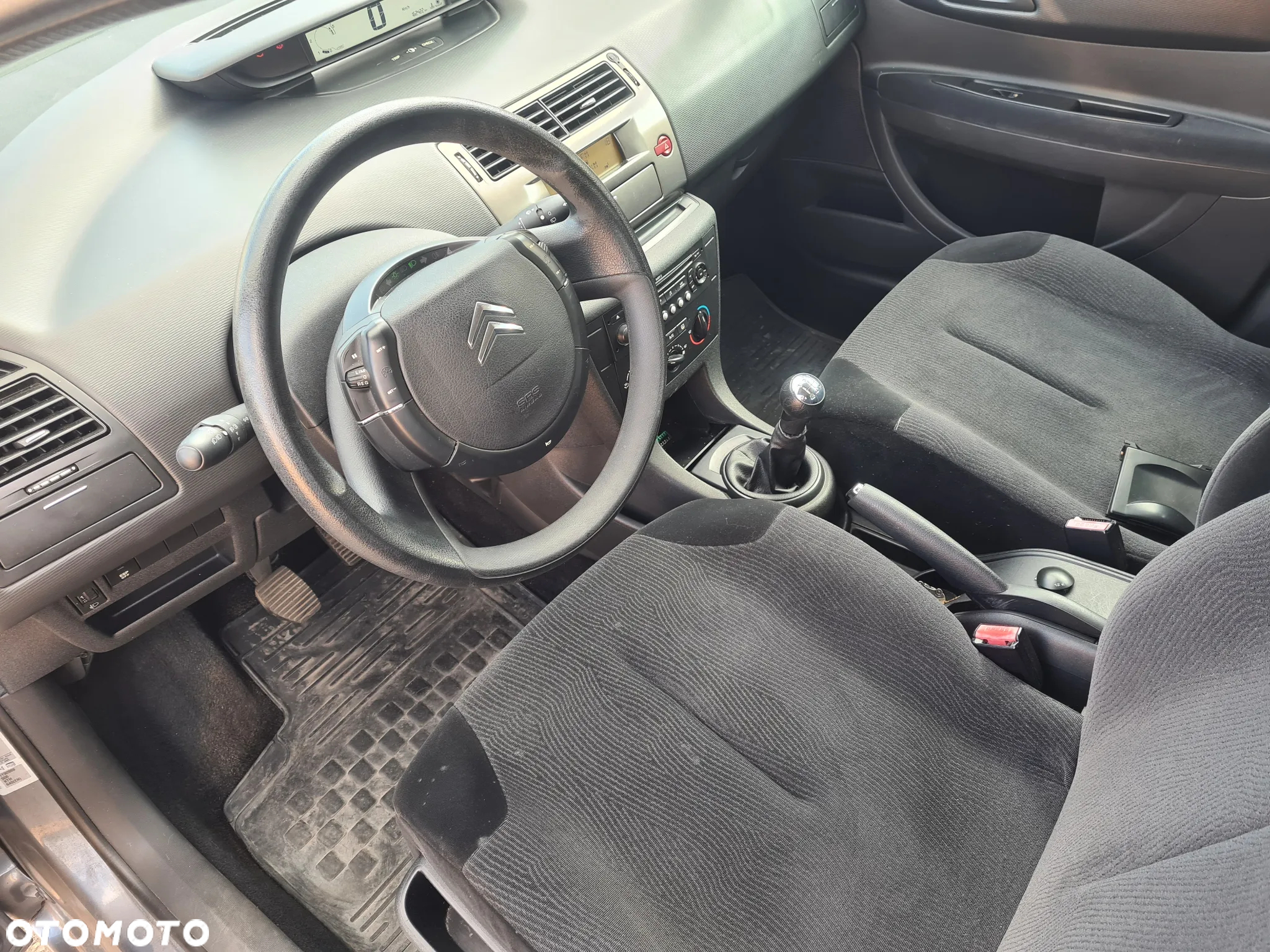 Citroën C4 1.6 16V Magic - 9