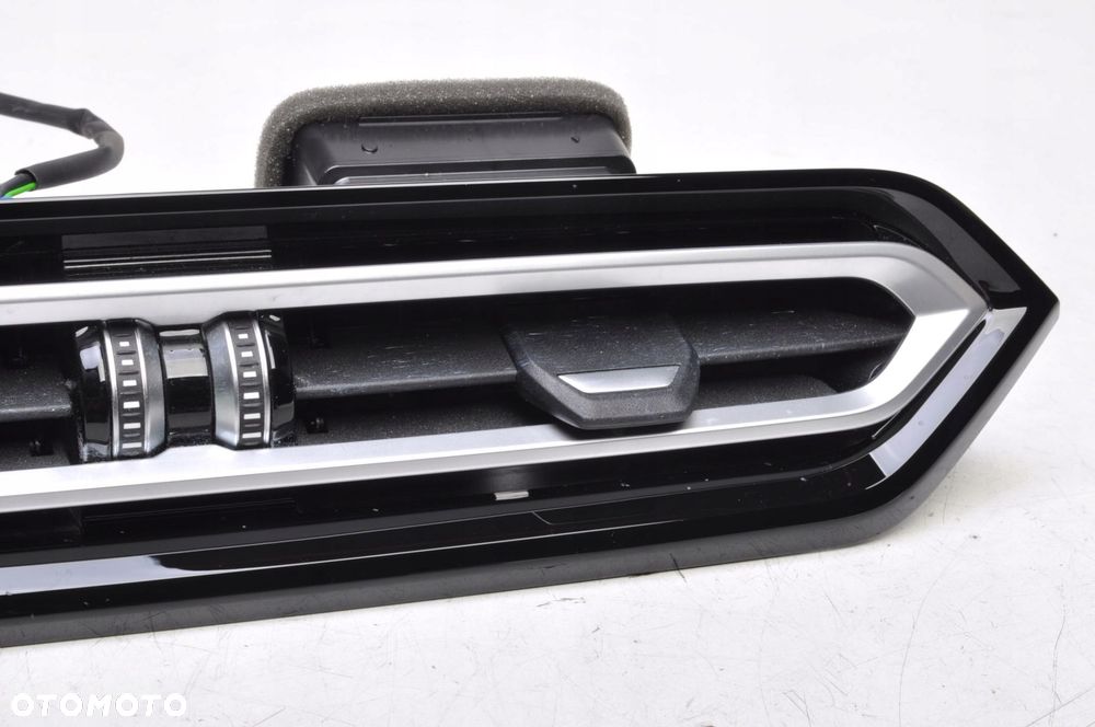 BMW G20 G21 KRATKA NAWIEWU ŚRODKOWA 23R 5A04CE3 - 2