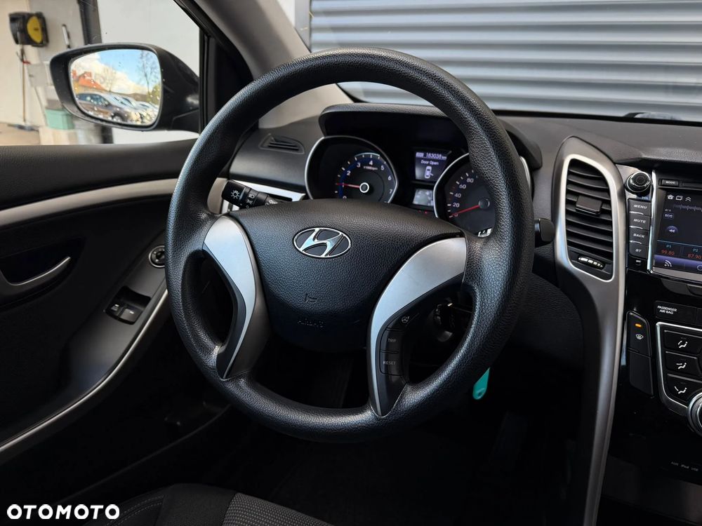 Hyundai i30 i30cw 1.4 Classic - 31