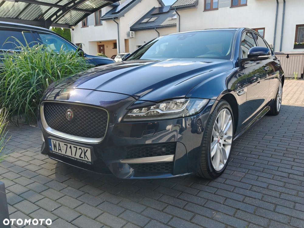 Jaguar XF 2.0 i4D R-Sport - 6