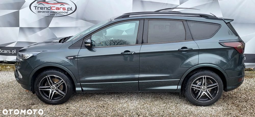 Ford Kuga 1.5 EcoBoost 2x4 ST-Line - 4