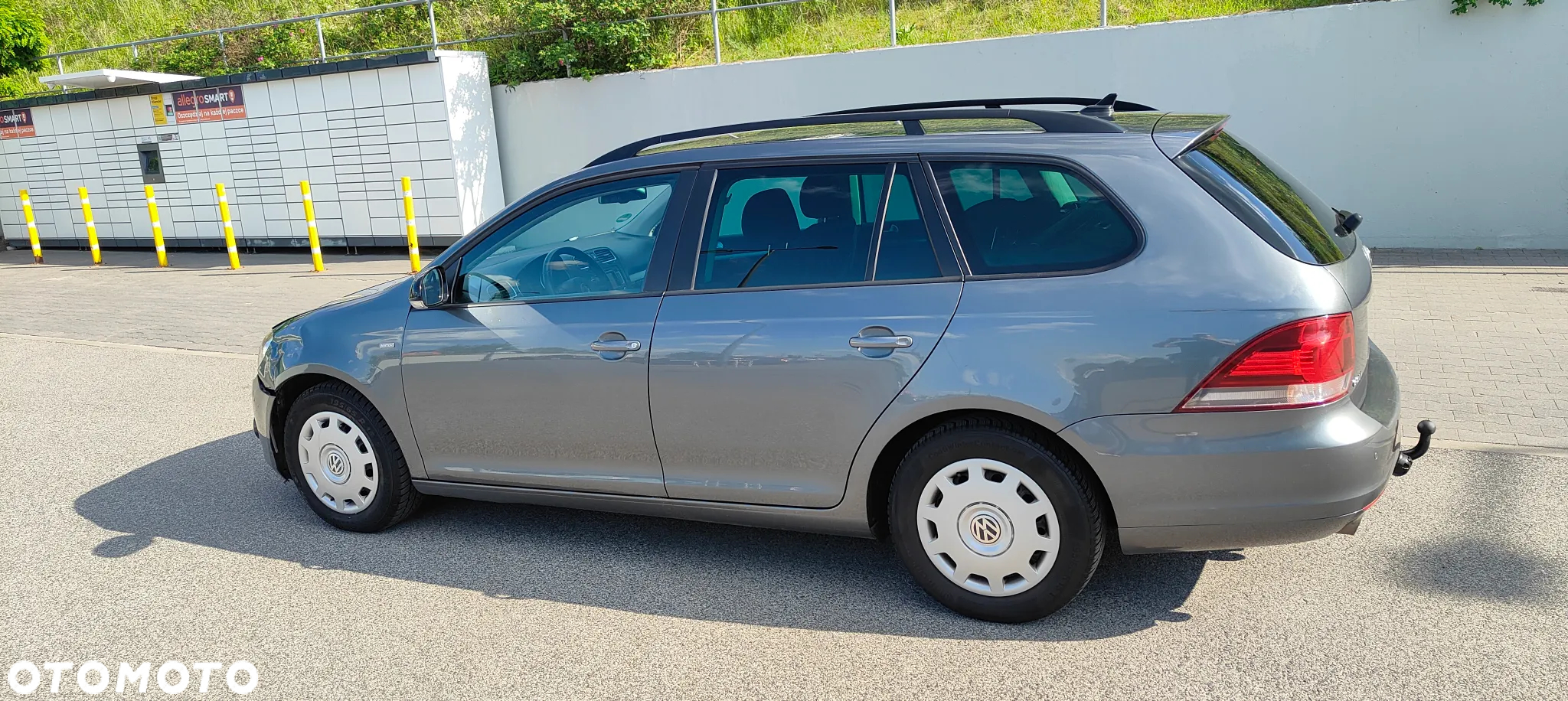 Volkswagen Golf Variant 1.6 TDI DPF MATCH - 12