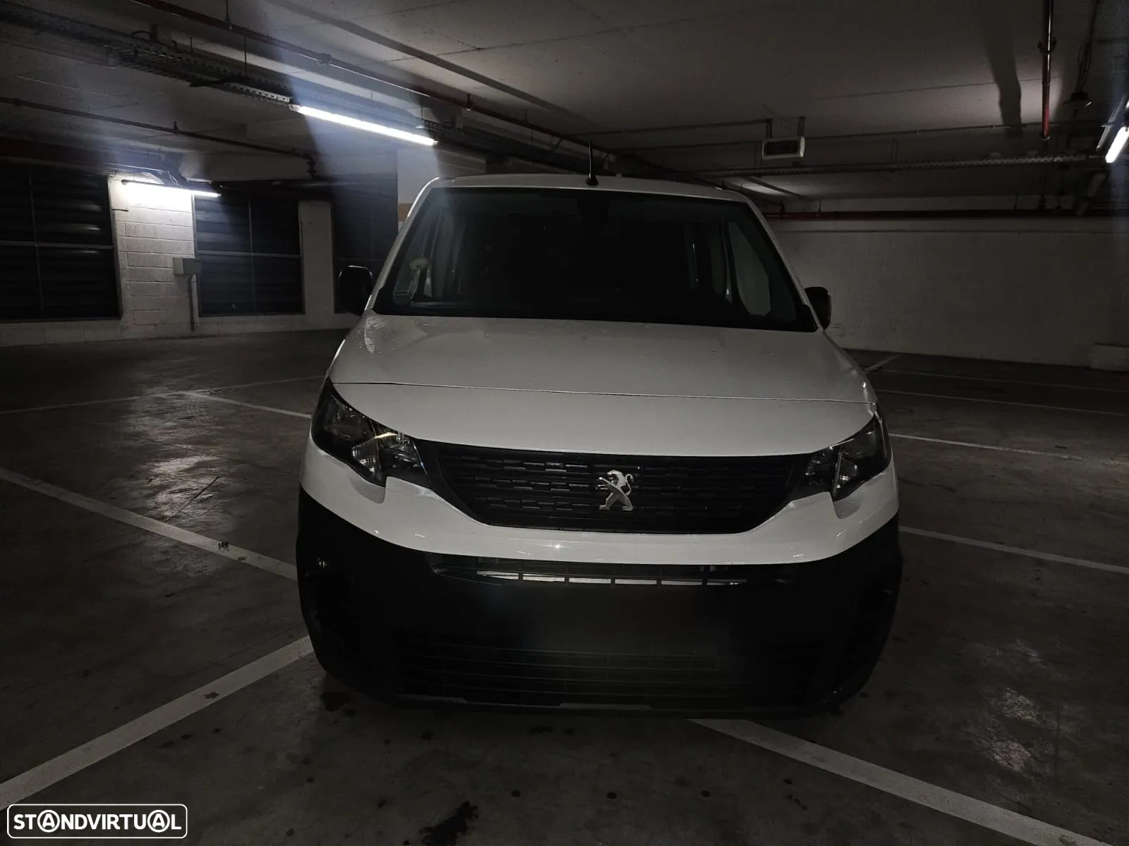 Peugeot Partner 1.5 BlueHDi 100 L2 EHZ Cabine Dupla - 2