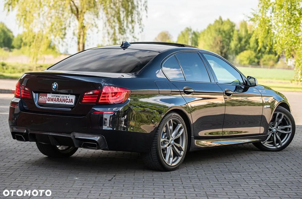 BMW Seria 5 M550d xDrive - 33