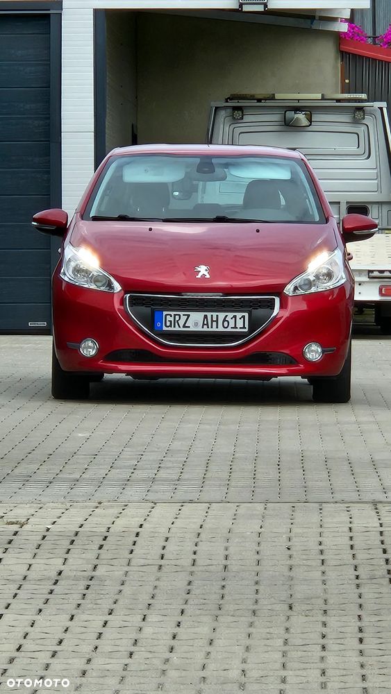 Peugeot 208 - 2