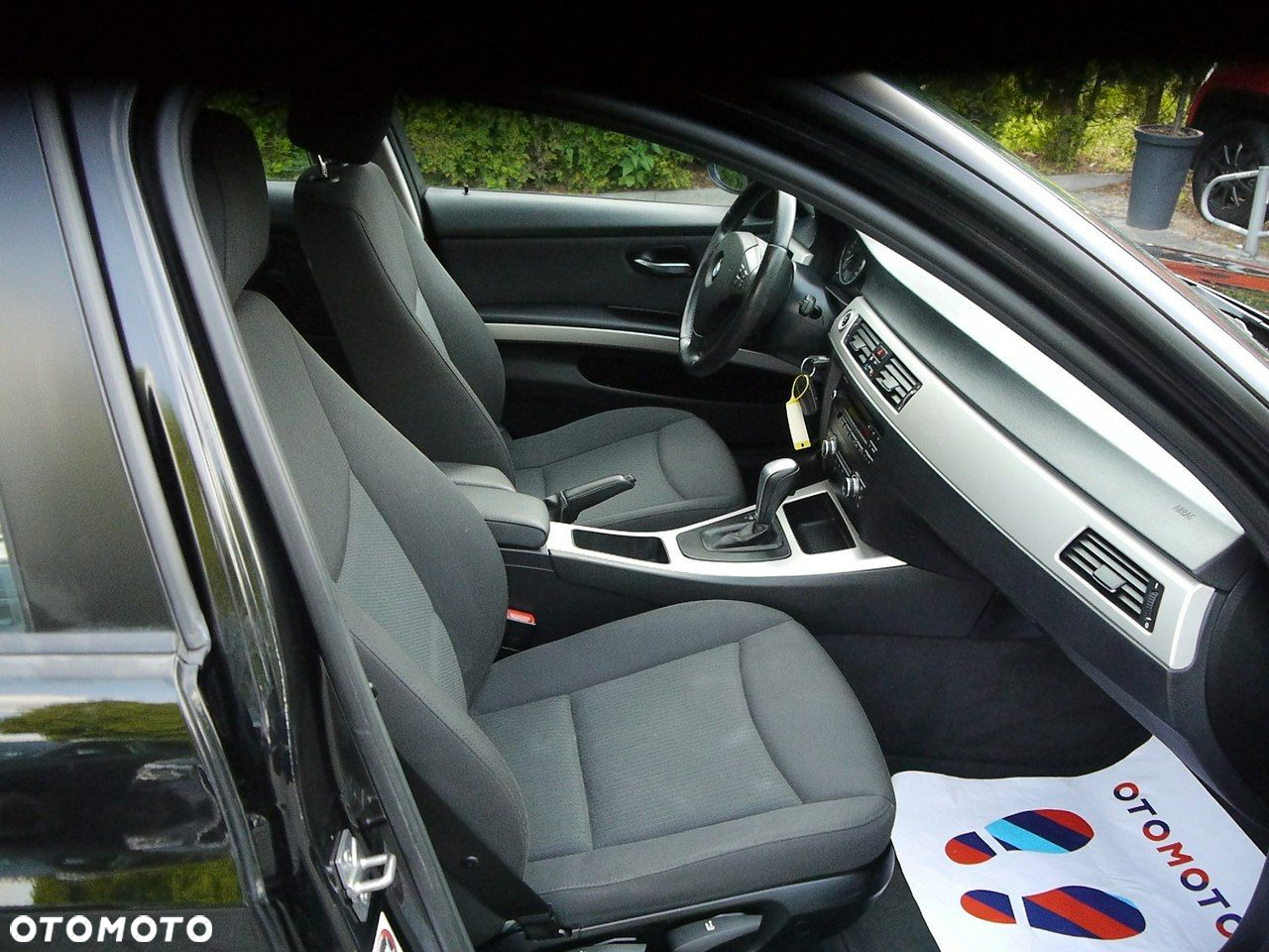 BMW Seria 3 318d - 23