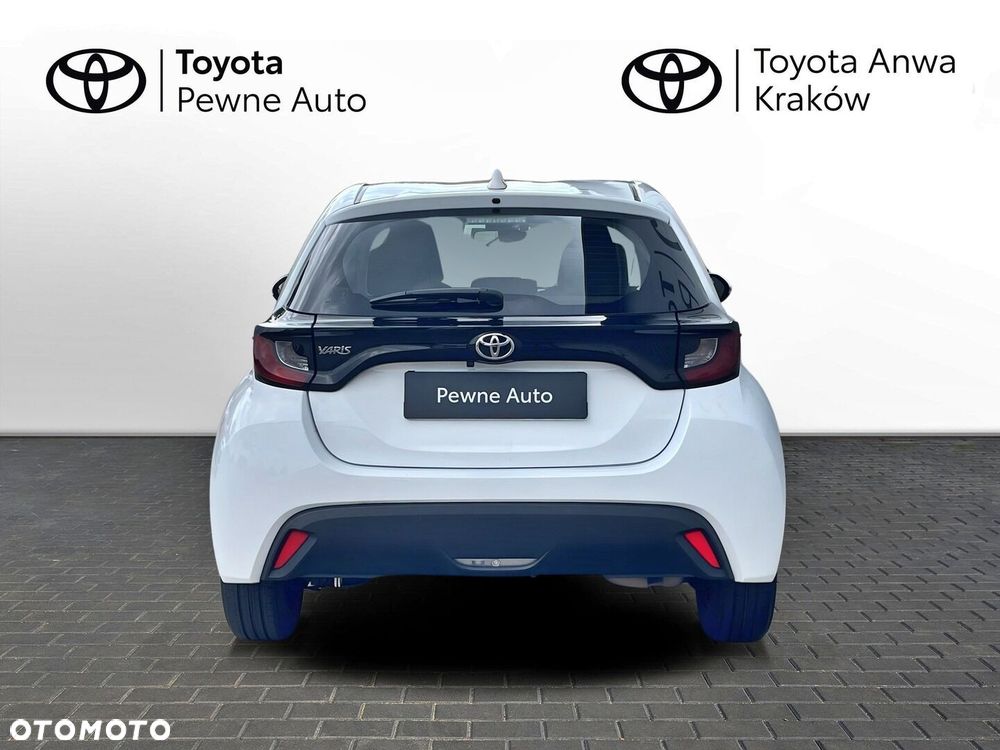 Toyota Yaris - 8