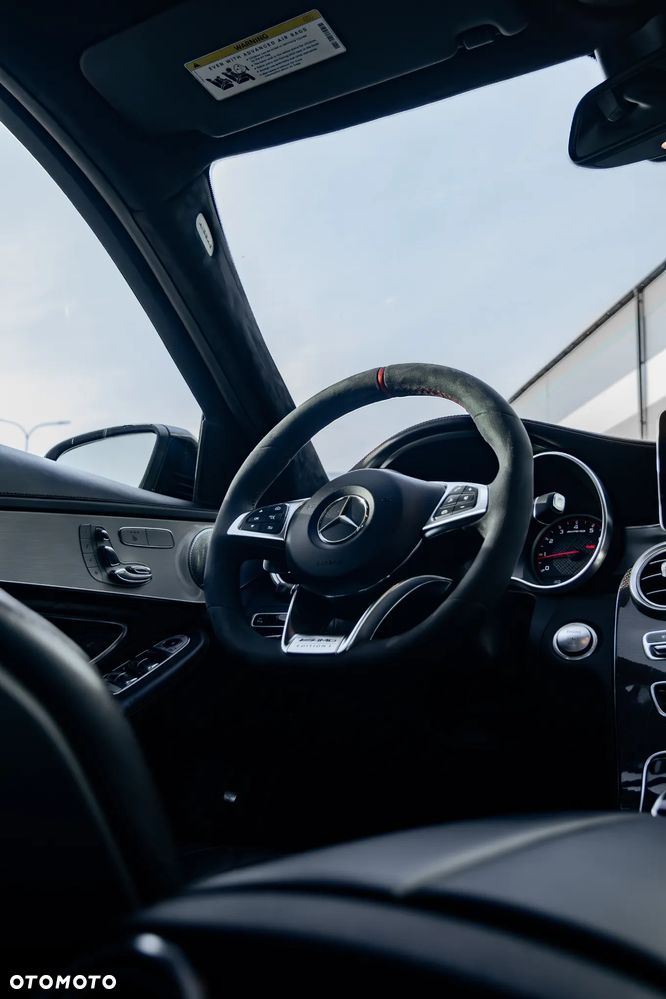 Mercedes-Benz Klasa C AMG 63 S AMG Speedshift 7G-MCT Edition 1 - 20