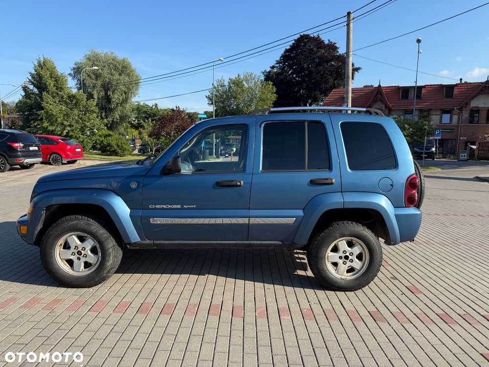 Jeep Liberty 2.8 CRD 4x4 - 6